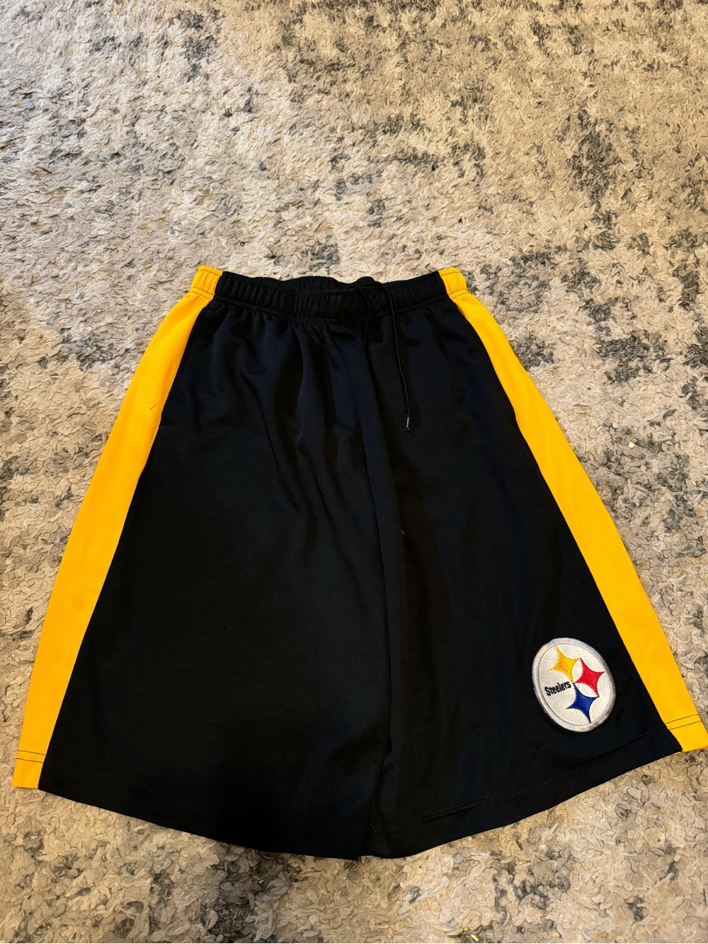 Mens Steelers NFL Team Apparel Black & Yellow Men’s Athletic Shorts large
